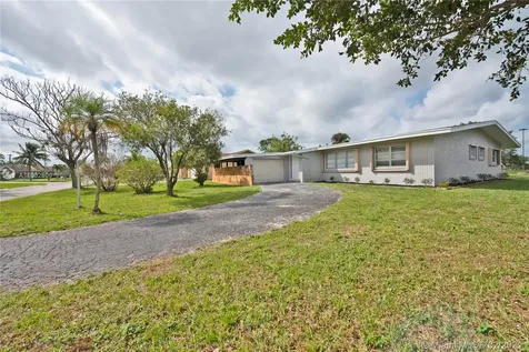 197 Sandpiper Avenue Royal Palm Beach FL 33411