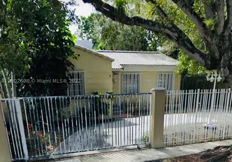 1880 SW 21st Terrace Miami FL 33145