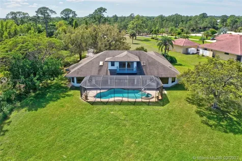 2521 SE North Lookout Boulevard Port St. Lucie FL 34984