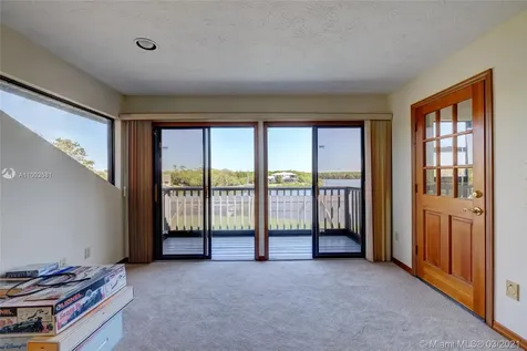 2521 SE North Lookout Boulevard Port St. Lucie FL 34984