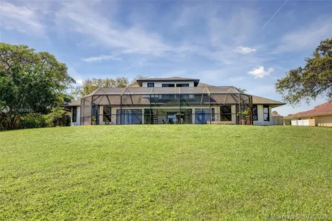 2521 SE North Lookout Boulevard Port St. Lucie FL 34984
