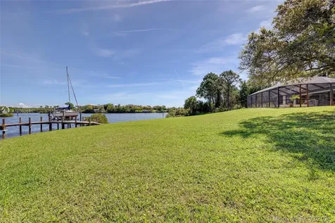 2521 SE North Lookout Boulevard Port St. Lucie FL 34984