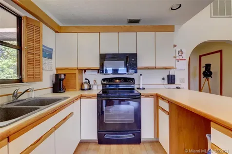 2521 SE North Lookout Boulevard Port St. Lucie FL 34984