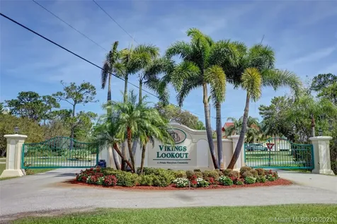 2521 SE North Lookout Boulevard Port St. Lucie FL 34984
