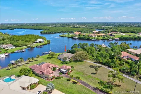 2521 SE North Lookout Boulevard Port St. Lucie FL 34984