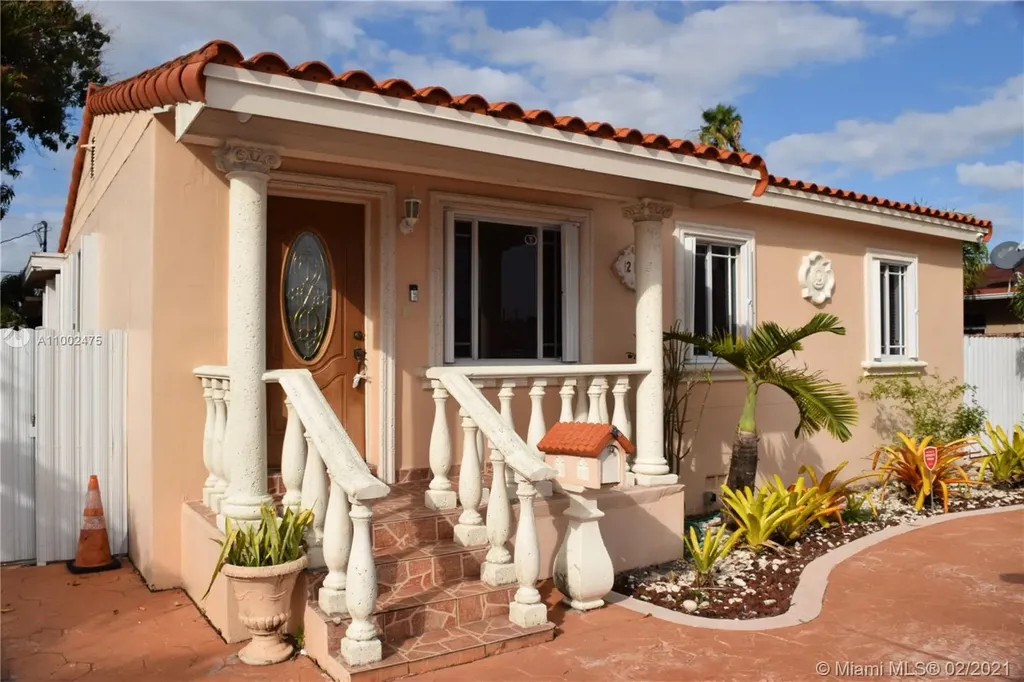 261 W 32nd Street Hialeah FL 33012