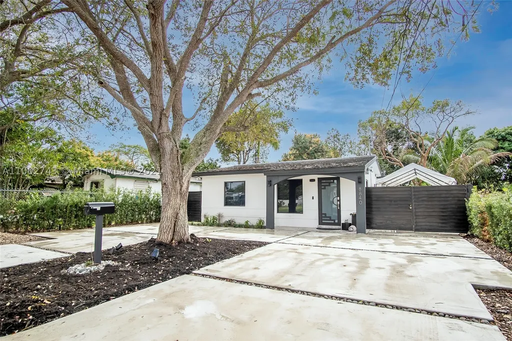 8840 SW 126th Terrace Miami FL 33176