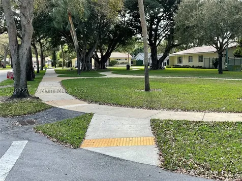 6960 Bottlebrush Drive Miami Lakes FL 33014