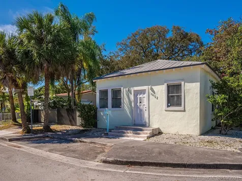 3452 Margaret Street Miami FL 33133