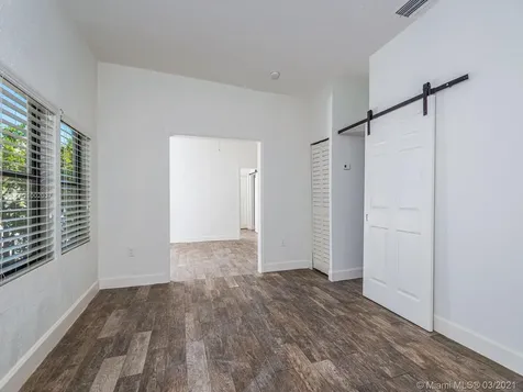 3452 Margaret Street Miami FL 33133