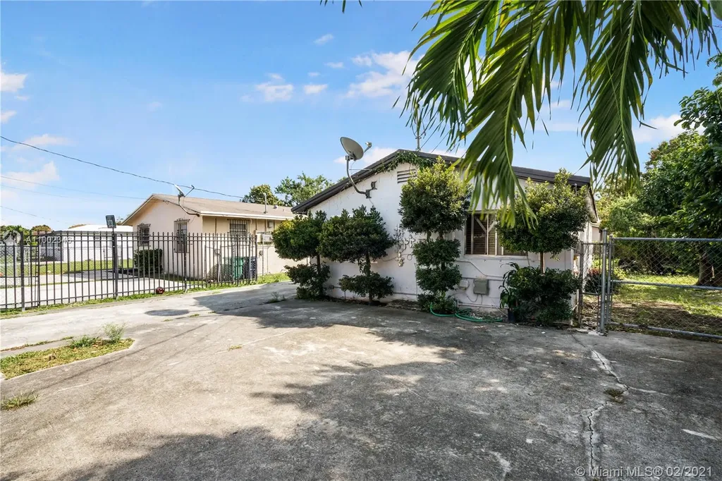 10378 SW 173rd Terrace Miami FL 33157