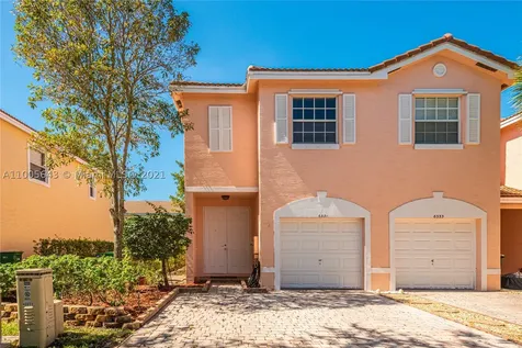6331 Landings Terrace Tamarac FL 33321