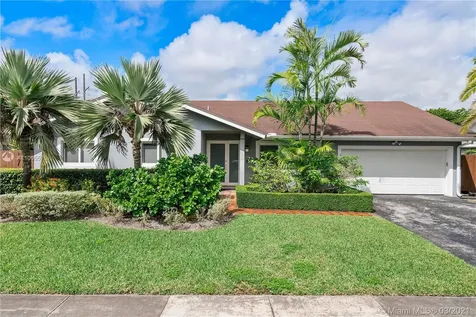 9320 SW 100th Avenue Road Miami FL 33176
