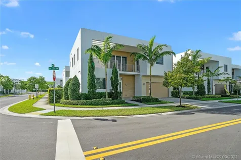 10042 NW 76th Terrace Doral FL 33178