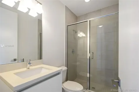 10042 NW 76th Terrace Doral FL 33178