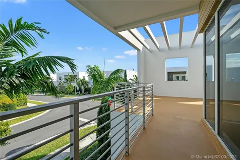 10042 NW 76th Terrace Doral FL 33178