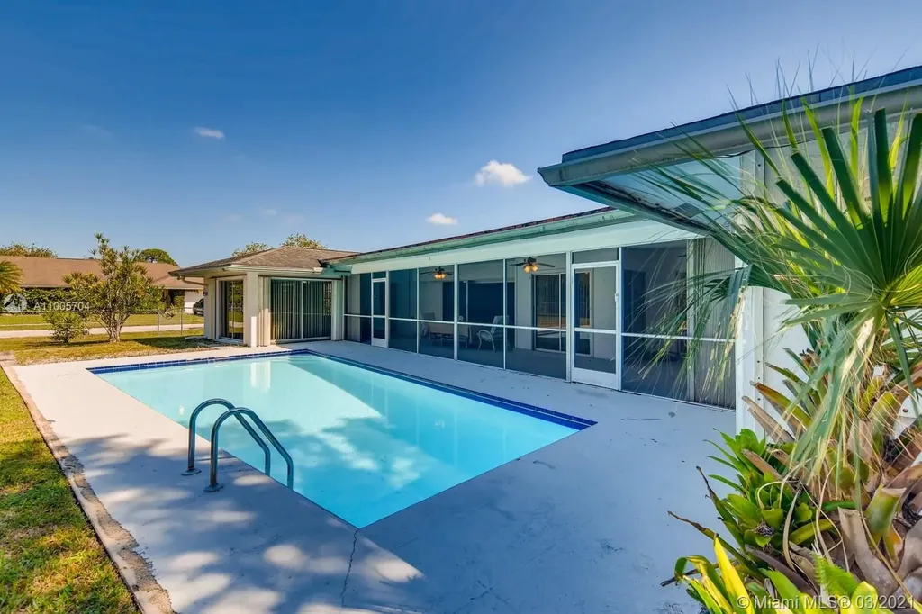 130 Barcelona Drive Royal Palm Beach FL 33411