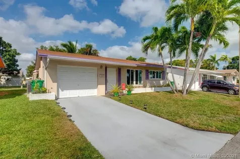 4509 NW 45th Court Tamarac FL 33319