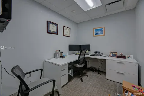 1901 Ponce De Leon Boulevard Coral Gables FL 33134