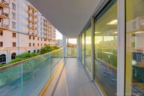1901 Ponce De Leon Boulevard Coral Gables FL 33134
