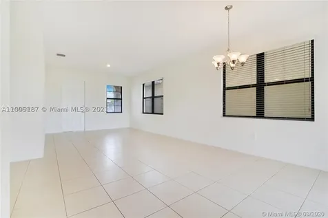 778 NE 191st Street Miami FL 33179