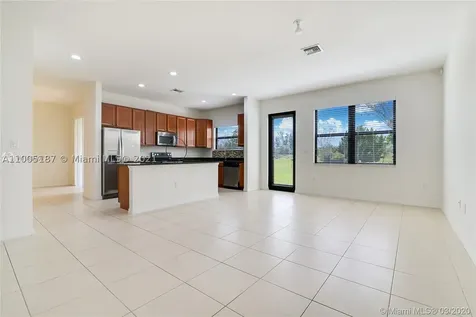 778 NE 191st Street Miami FL 33179