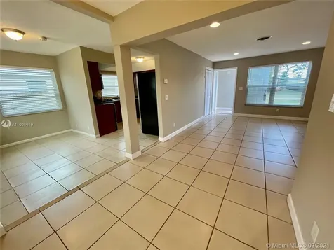 3410 NW 33rd Court Lauderdale Lakes FL 33309