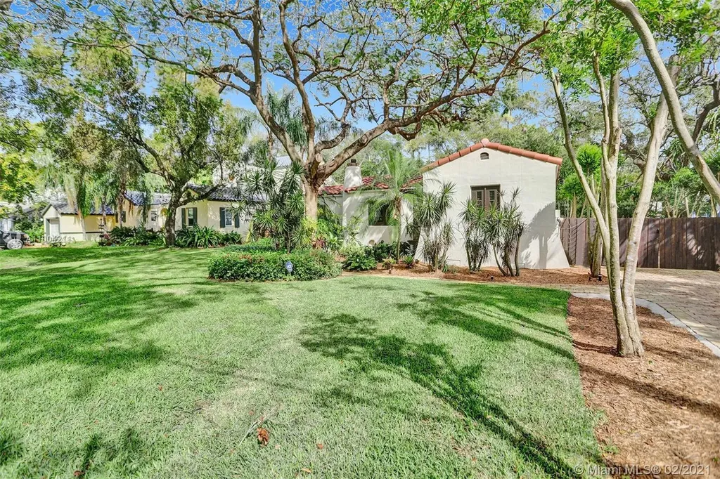9317 NE 9th Avenue Miami Shores FL 33138