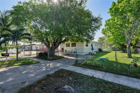 2810 NW 6th Court Pompano Beach FL 33069