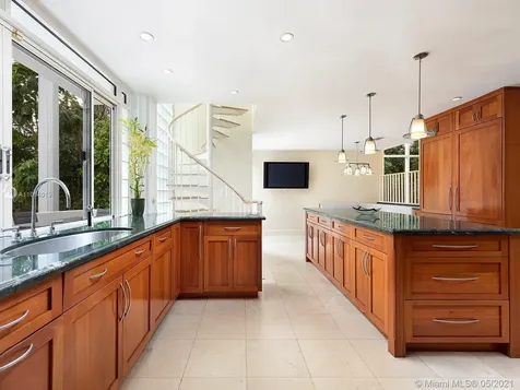 13500 SW 66th Avenue Pinecrest FL 33156
