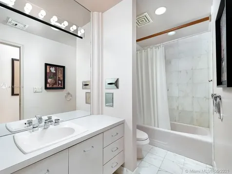 13500 SW 66th Avenue Pinecrest FL 33156