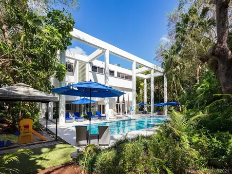 13500 SW 66th Avenue Pinecrest FL 33156