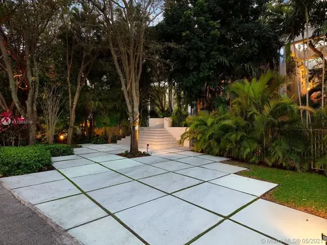 13500 SW 66th Avenue Pinecrest FL 33156