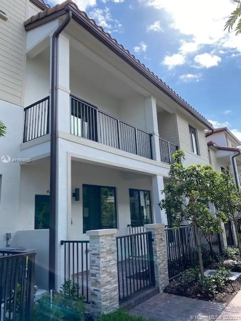 4857 NW 83rd Parkway Doral FL 33166
