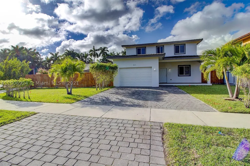 511 NE 152nd Street Miami FL 33162