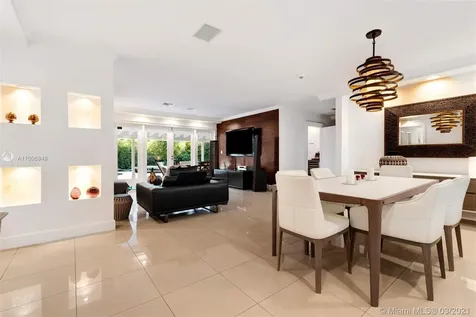 6210 San Vicente Street Coral Gables FL 33146