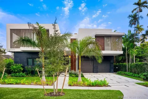 30 Bay Heights Drive Miami FL 33133