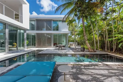 30 Bay Heights Drive Miami FL 33133