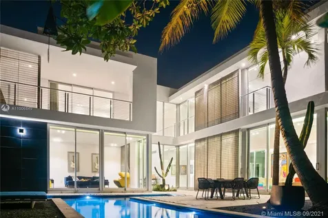 30 Bay Heights Drive Miami FL 33133