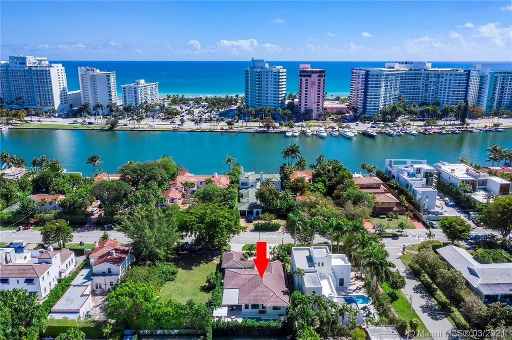 5310 Pine Tree Drive Miami Beach FL 33140