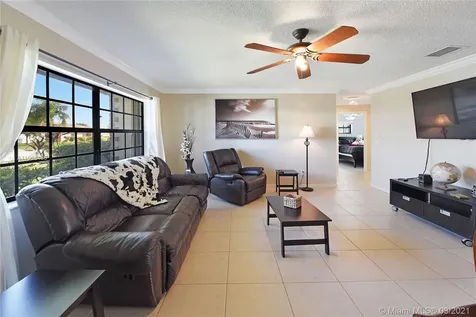 4652 Armadillo Street Boca Raton FL 33428