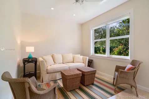 2825 Hackney Road Weston FL 33331