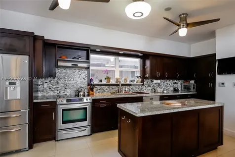 7701 NE 8th Avenue Miami FL 33138