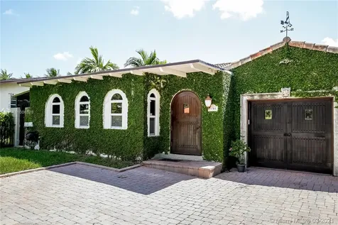 7701 NE 8th Avenue Miami FL 33138