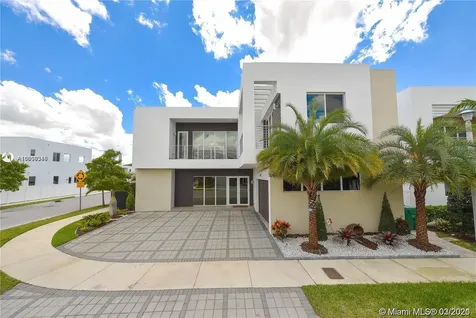 10040 NW 75th Terrace Doral FL 33178