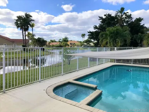 1032 Laguna Springs Drive Weston FL 33326