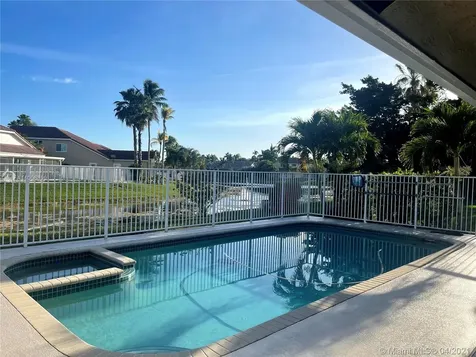 1032 Laguna Springs Drive Weston FL 33326