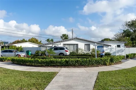 8140 SW 13th Terrace Miami FL 33144