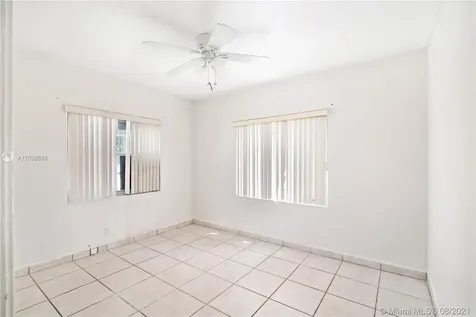 742 SW 10th Street Miami FL 33130
