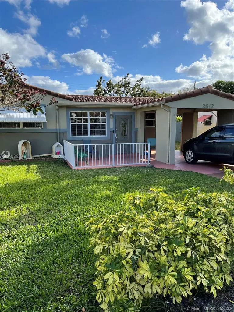 2612 Wilson Street Hollywood FL 33020